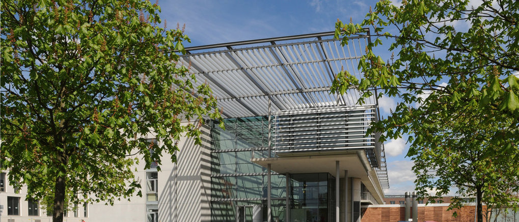 Zentrale Elektronenmikroskopie-Einrichtung Zentrale Elektronenmikroskopie-Einrichtung