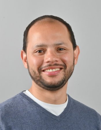 Dr. Sergio Cruz León