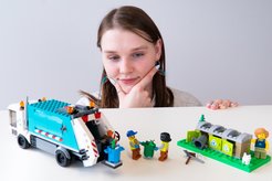 Pia Erdbrügger erforscht den Abfallentsorgungsprozess der Zelle, in der Fachsprache Autophagie.